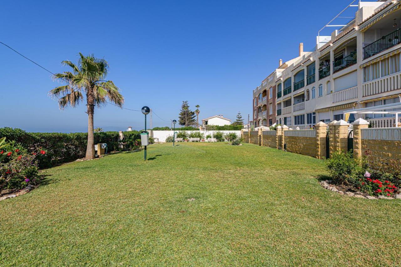 Wintowinrentals Amazing Front Sea View & Relax Torre de Benagalbon Exterior foto
